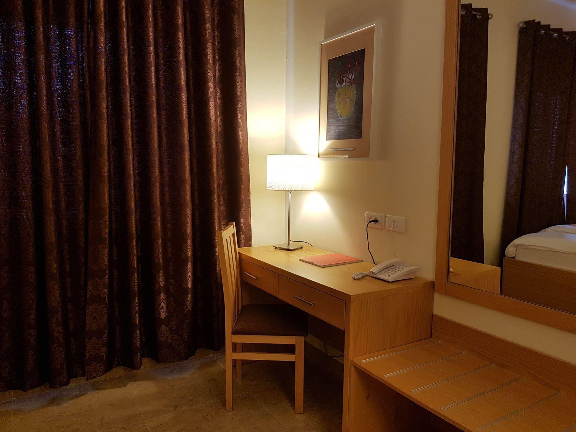 Talitha Kumi Guest House Al-Khader ภายนอก รูปภาพ